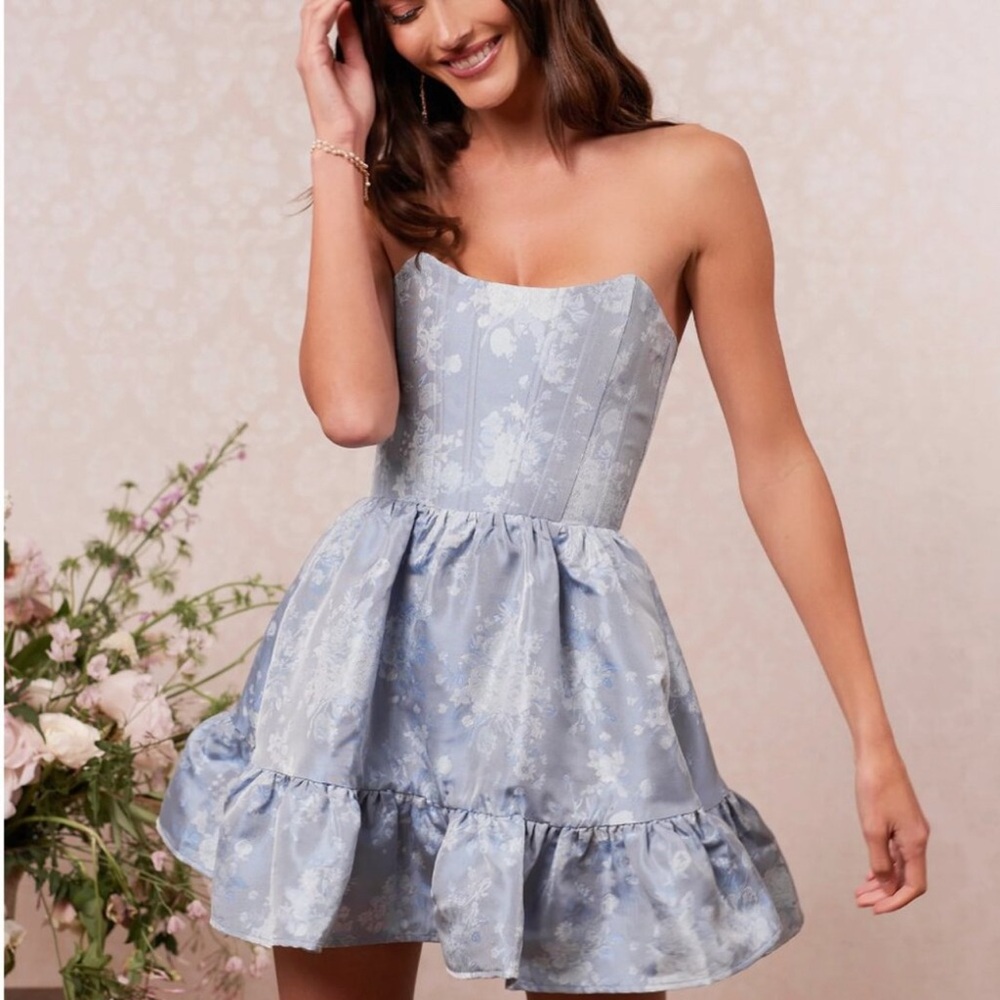 V. Chapman Strapless Light Blue Floral Dress